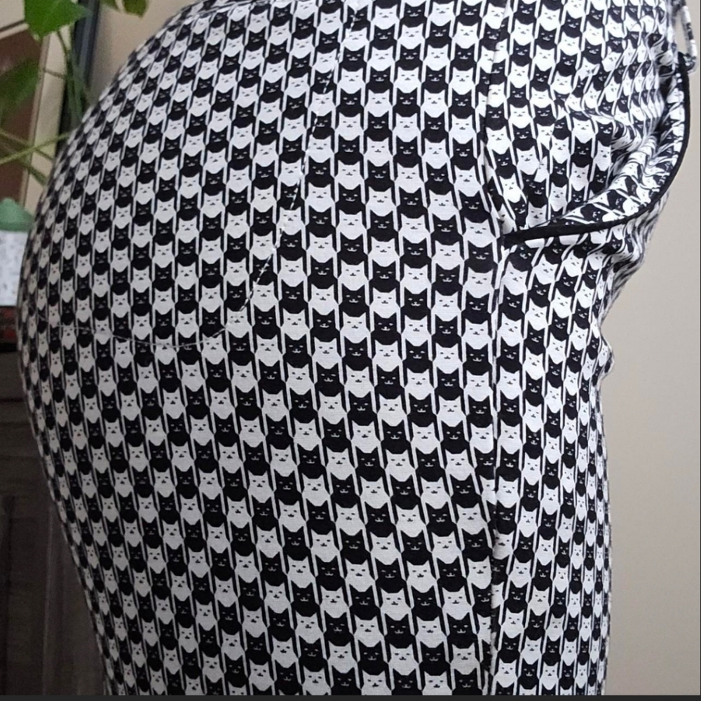 Beta Brand "Catstooth" Houndstooth Inspired Pants Sz XS PETITE